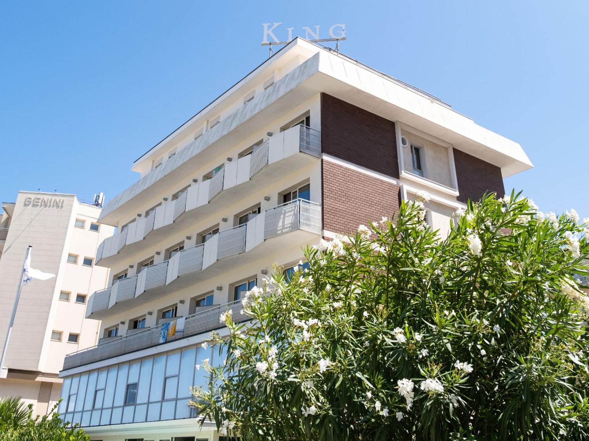 Hotel King - Azzurro Club Milano Marittima Dış mekan fotoğraf