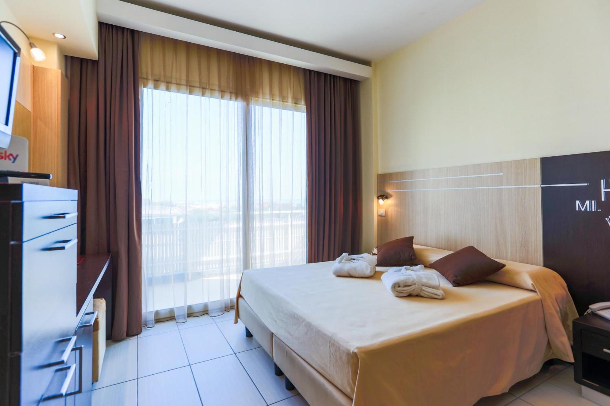 Hotel King - Azzurro Club Milano Marittima Dış mekan fotoğraf